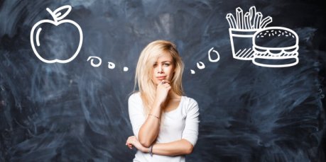 http-%2f%2fo-aolcdn-com%2fhss%2fstorage%2fmidas%2f157904552cc584039cf7f1e6160c8974%2f203994141%2fstock-photo-pretty-woman-makes-a-choice-between-bad-food-and-healthy-eating-361049036